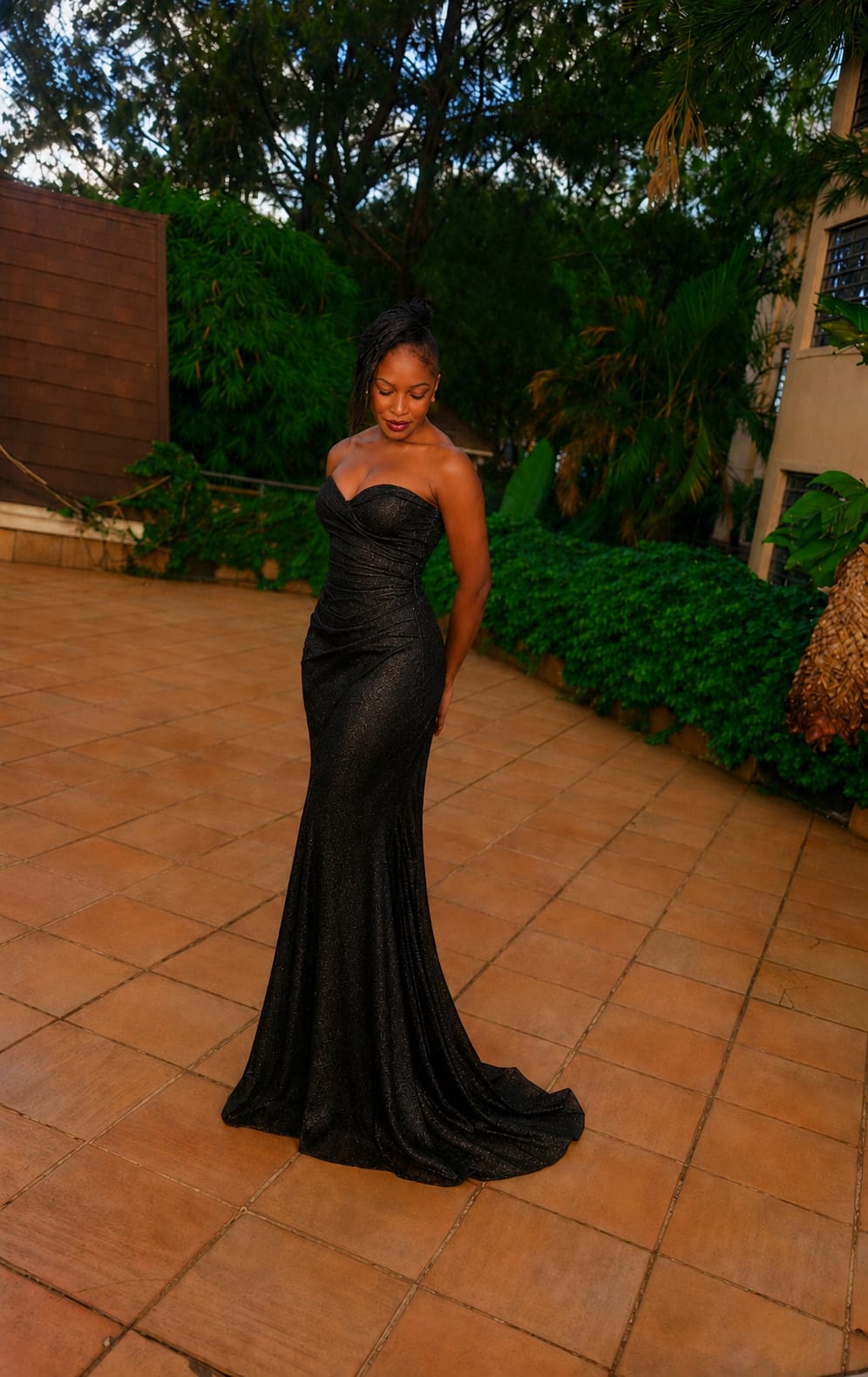 Gloria  Munayi