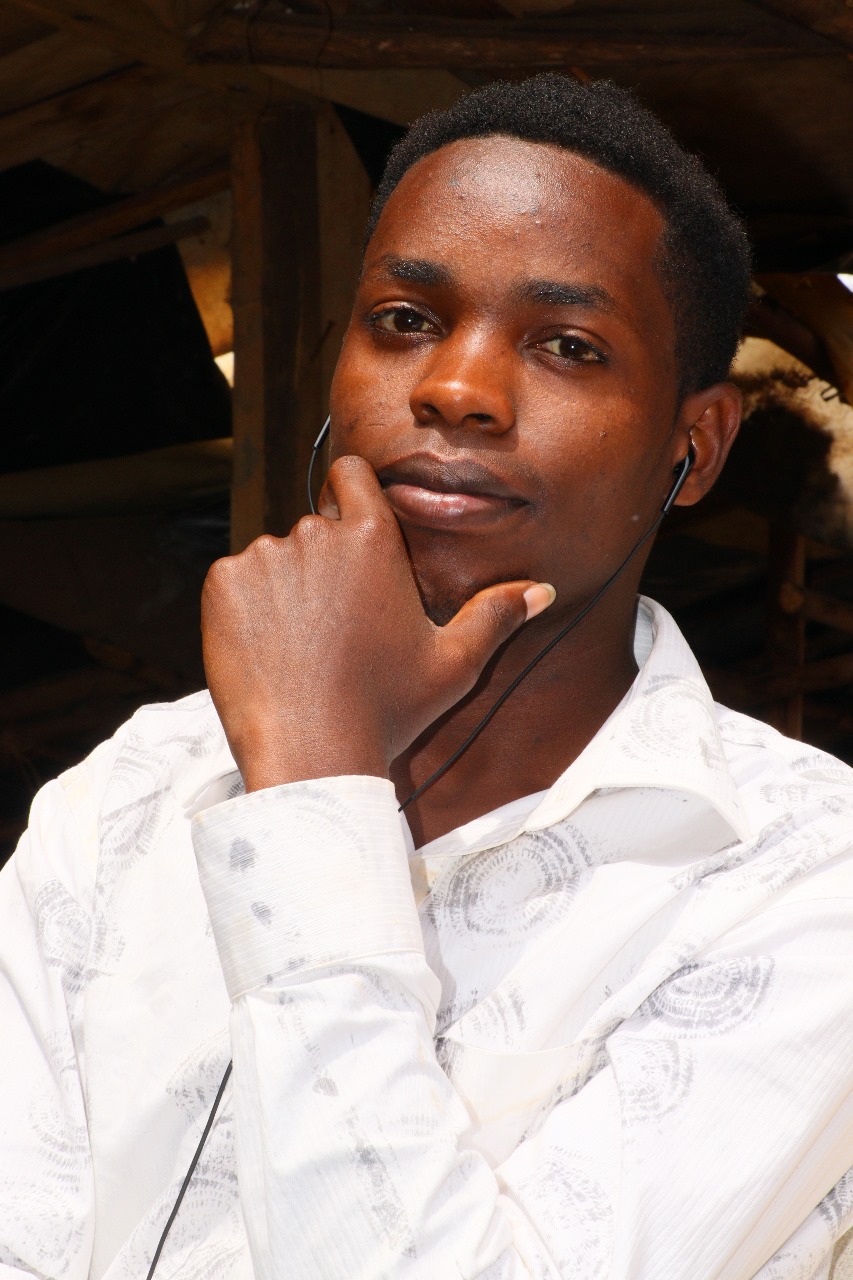 Steve Wainaina - Noveina photography