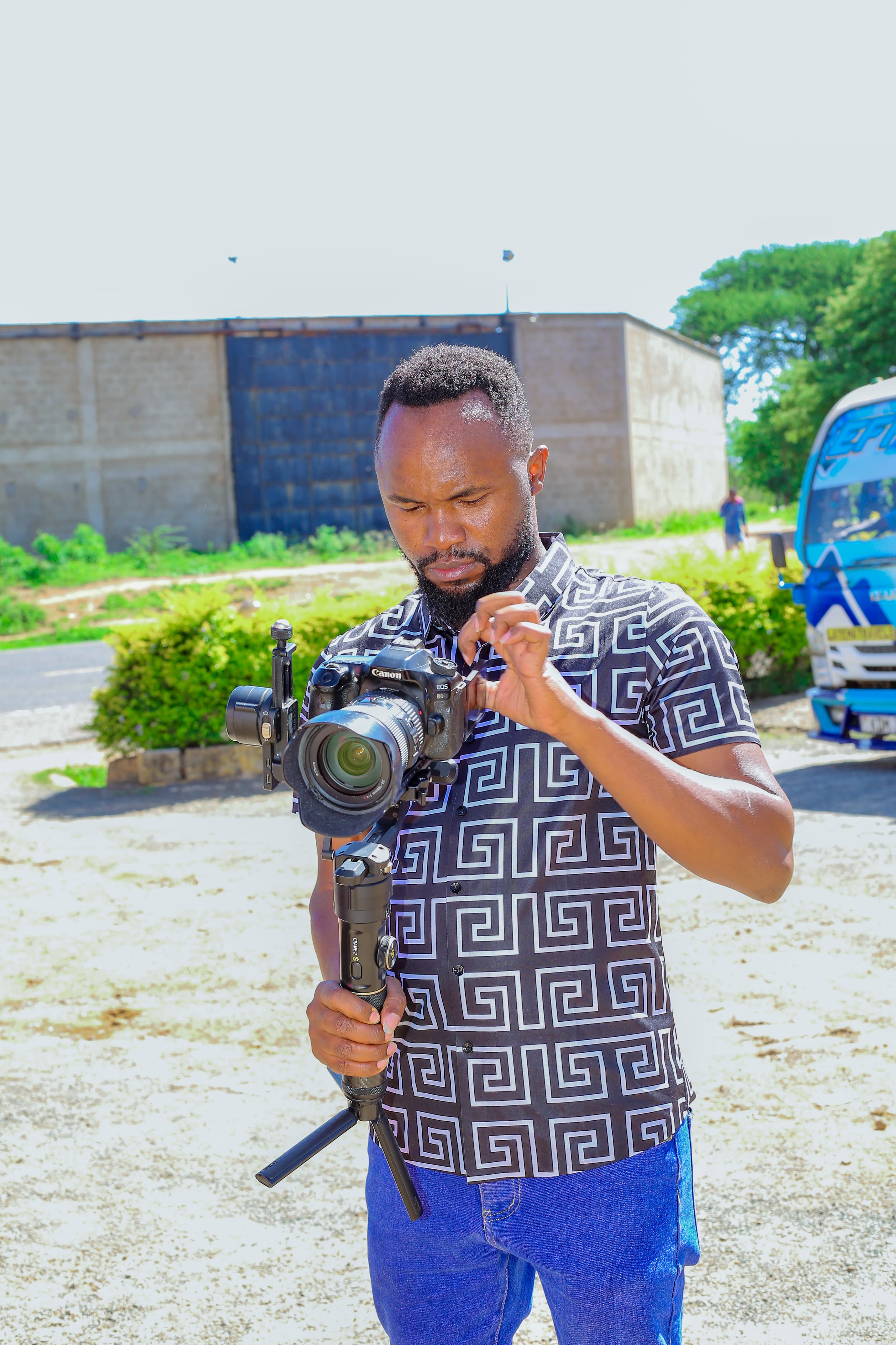 Amoh Photographer